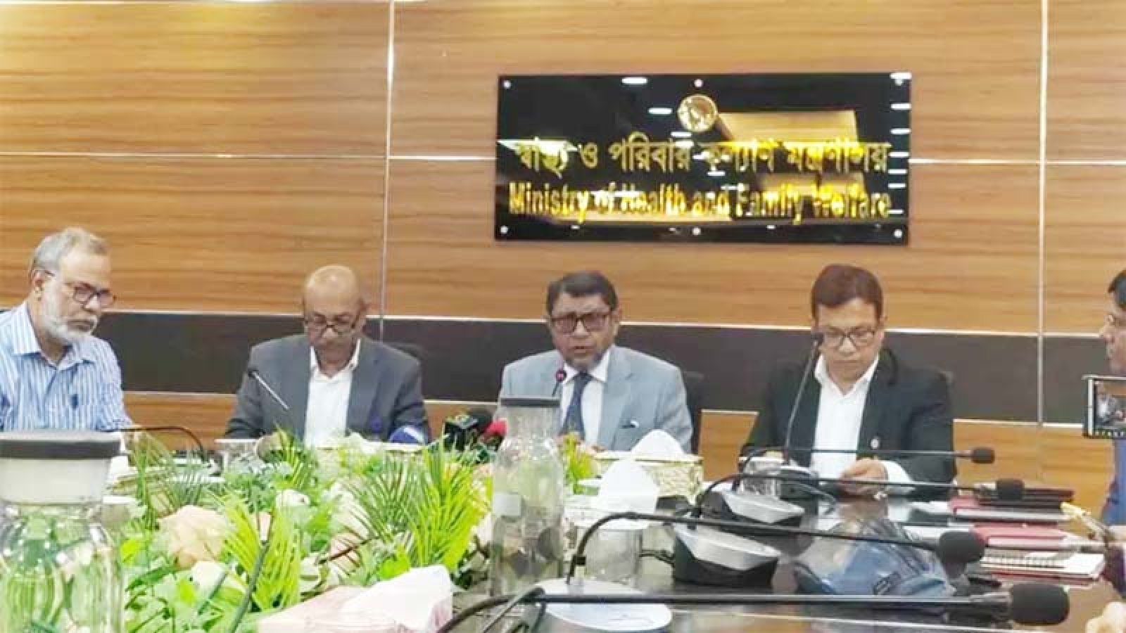 আদ-দ্বীন হাসপাতালের বিষয়ে পরিদর্শনের পর সিদ্ধান্ত : স্বাস্থ্যমন্ত্রী
