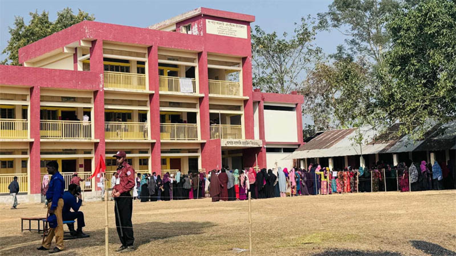খাগড়াছড়িতে দুপুর ২টা পর্যন্ত ভোট পড়েছে ৫৩.৫০ শতাংশ