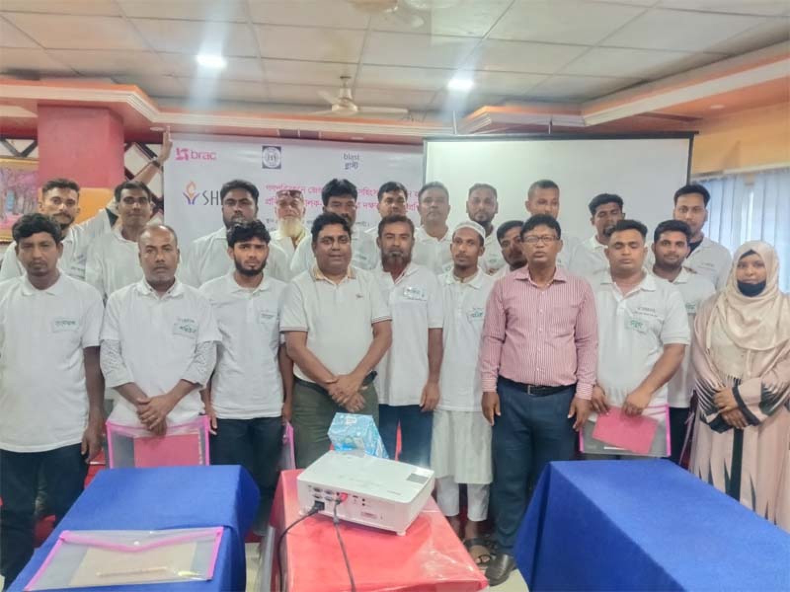 গণপরিবহনে যৌন হয়রানি প্রতিরোধে চালক-সহকারীদের প্রশিক্ষণ অনুষ্ঠিত