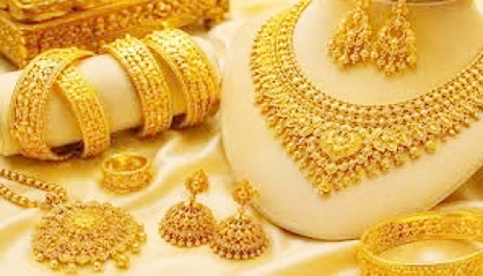 ভ্যাটসহ সোনা ও রুপার নতুন দাম নির্ধারণ