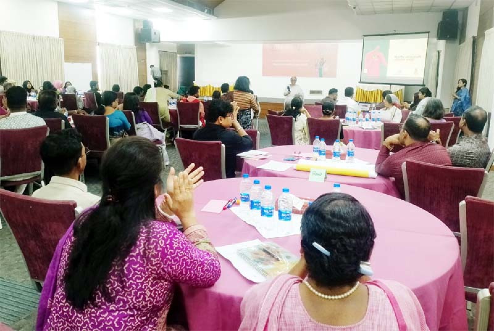 সংহতি জোরদারে বিভাগীয় কর্মশালা: অন্তর্ভুক্তিমূলক নারী আন্দোলন শক্তিশালী করার প্রত্যয়