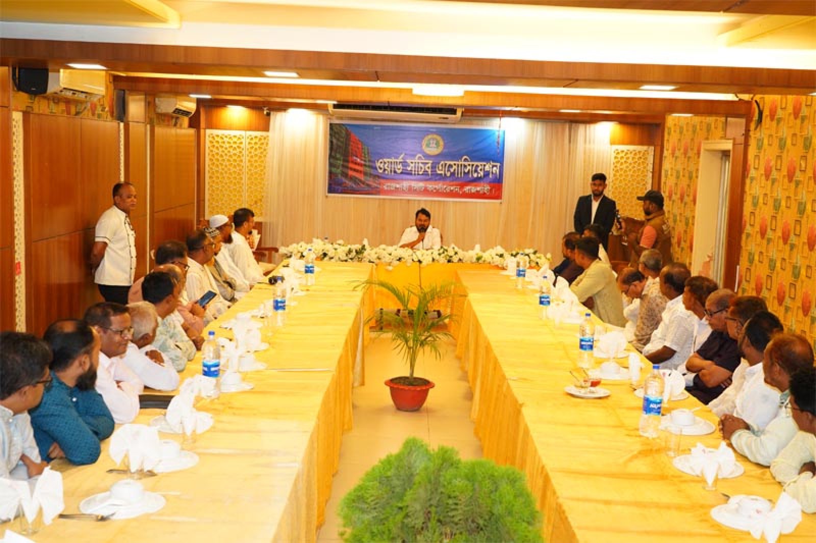 ওয়ার্ড পর্যায়ে নাগরিক সেবা আরও জোরদারের নির্দেশনা রাসিক প্রশাসকের