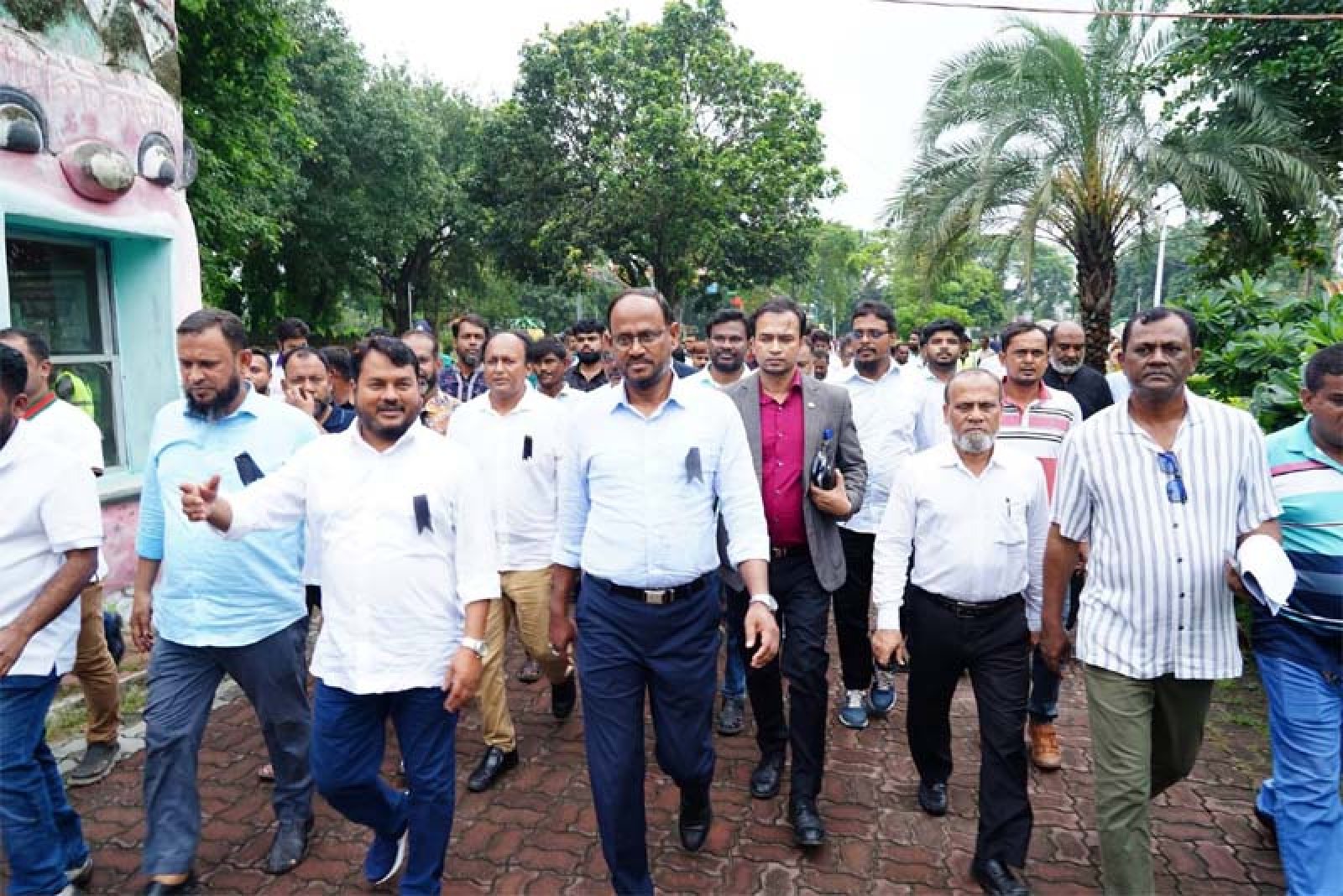 শহীদ জিয়া শিশু পার্ক আধুনিকায়নের লক্ষ্যে পরিদর্শনে  করলেন মৎস্য ও প্রাণিসম্পদ মন্ত্রণালয়ের প্রতিমন্ত্রী
