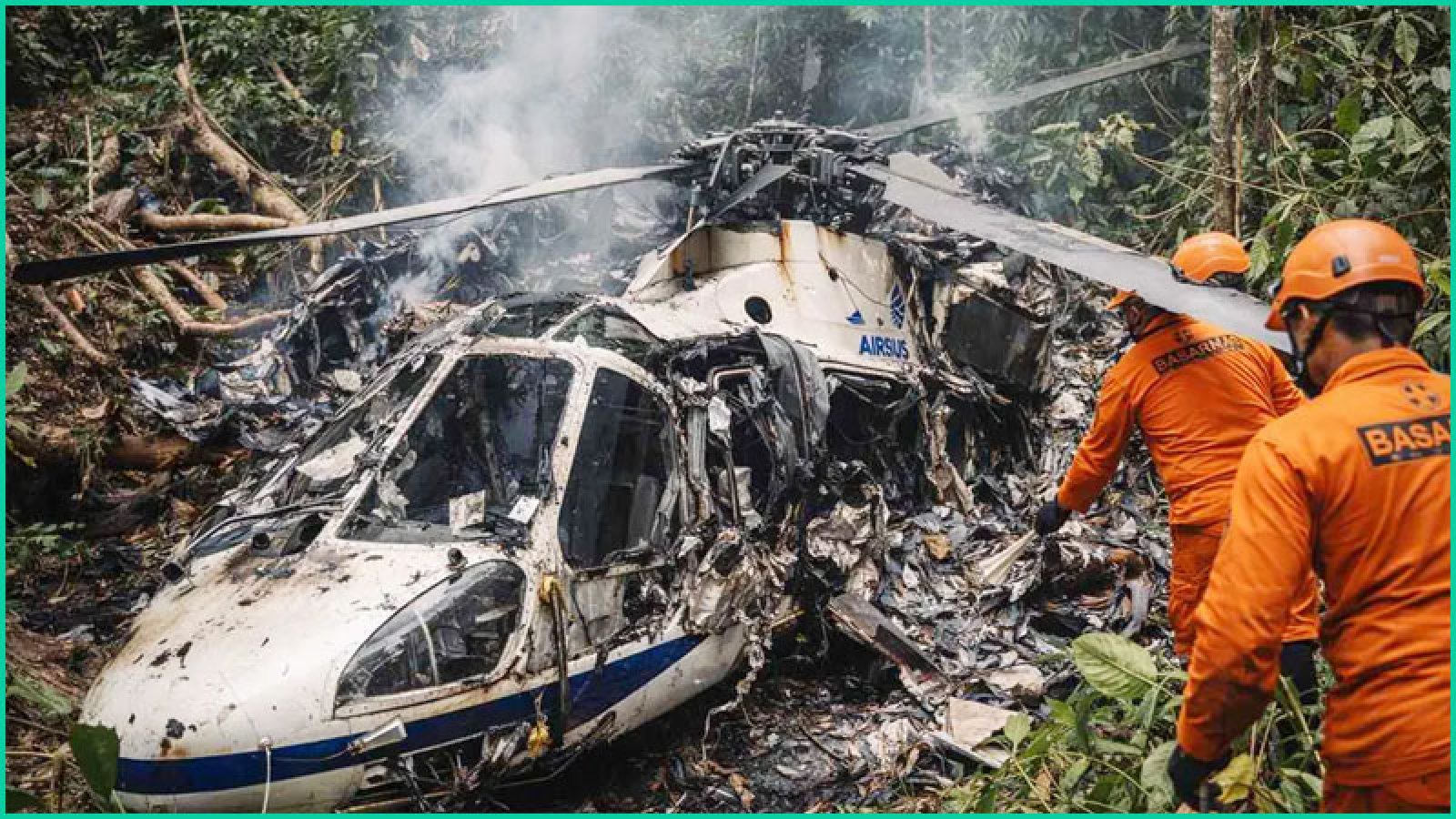 ইন্দোনেশিয়ায় হেলিকপ্টার বিধ্বস্ত হয়ে ৮ জন যাত্রী নিহত