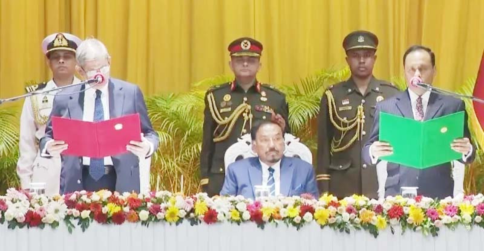 রাষ্ট্রপতি হিসেবে শপথ নিলেন মির্জা ফখরুল ইসলাম আলমগীর