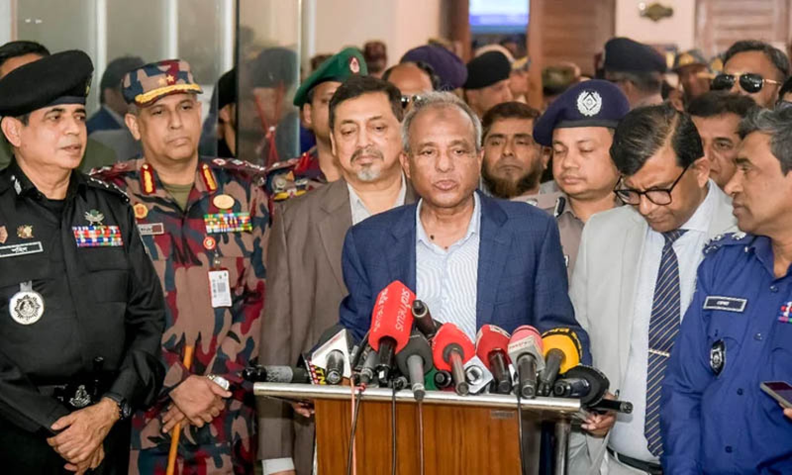 নির্বাচনে সততা ও নিষ্ঠার সঙ্গে দায়িত্ব পালনের নির্দেশ
