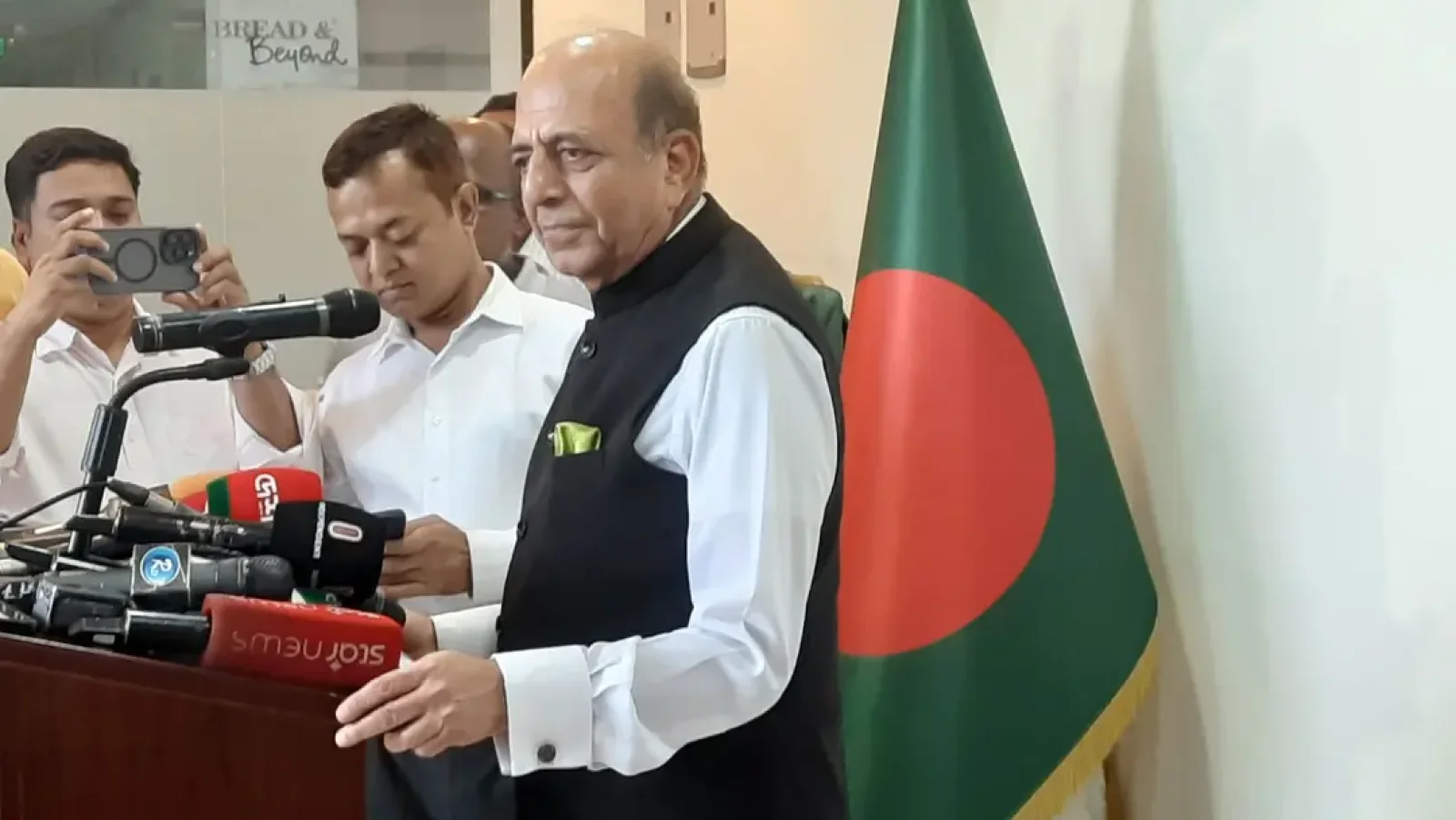 বাংলাদেশের প্রধানমন্ত্রীকে ভারতে স্বাগত জানাতে অধীর আগ্রহে অপেক্ষা কর‌ছি