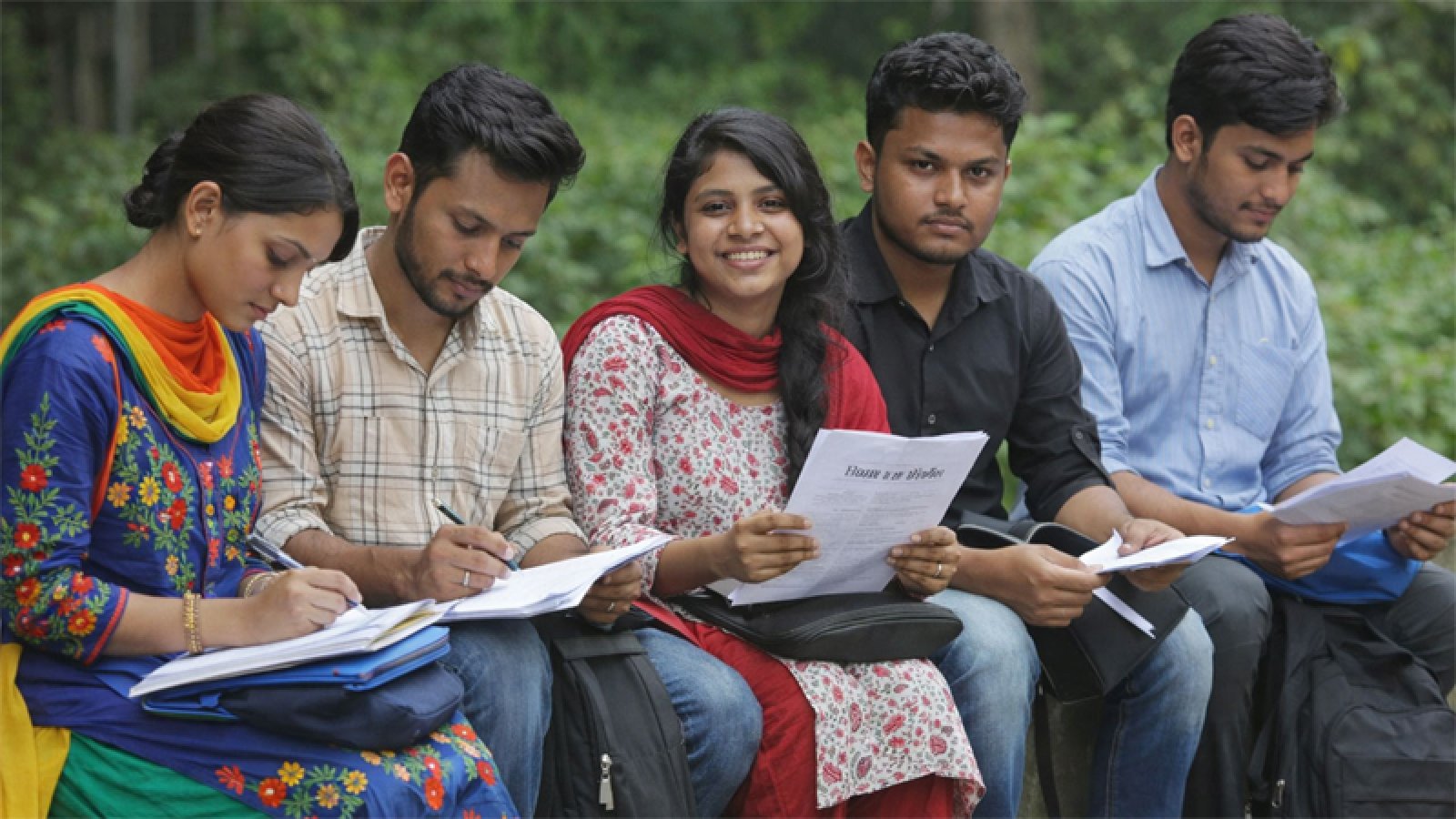 চাকরি দেবে ব্র্যাক এনজিও, থাকতে হবে কম্পিউটারে মৌলিক জ্ঞান