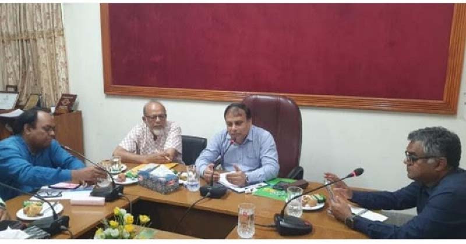 গ্রাহক পর্যায়ে রাজশাহীর সিল্ক পণ্য দ্রুত নিরাপদে পৌঁছে দেবে ডাক বিভাগ
