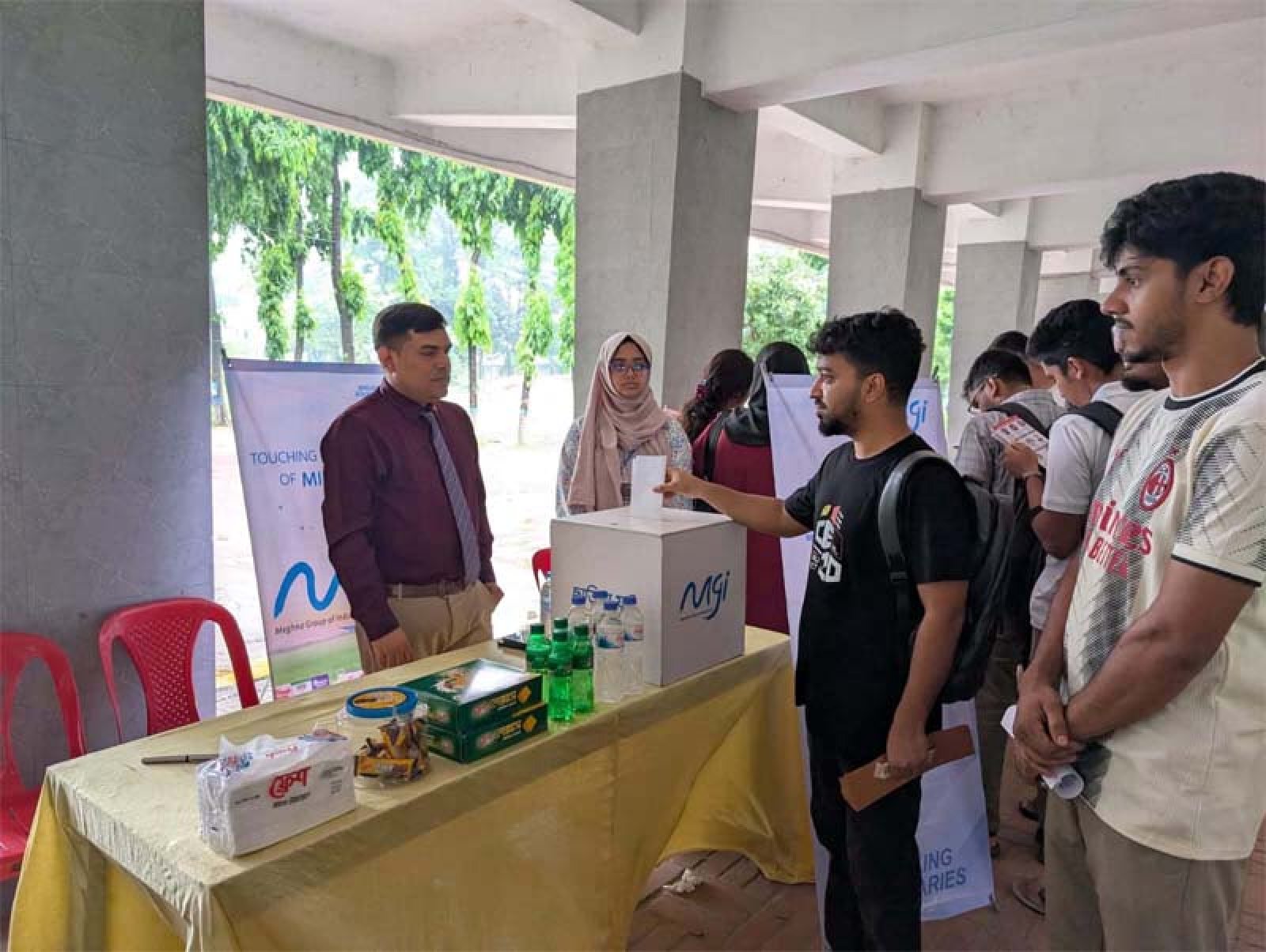 ১,৫০০ সিভি ও অন-ক্যাম্পাস নিয়োগের সুযোগ, শেষ হলো রুয়েটের ১১তম আরসিএফ ক্যারিয়ার ফেয়ার