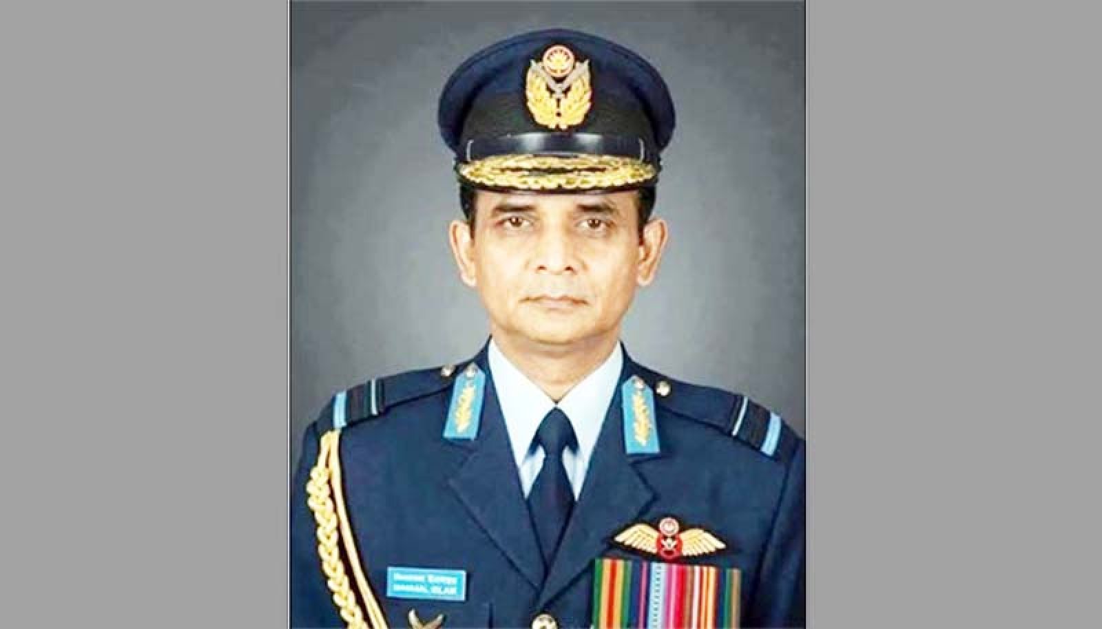 বিমানবাহিনীর সাবেক প্রধান রফিকুল ইসলাম আর নেই