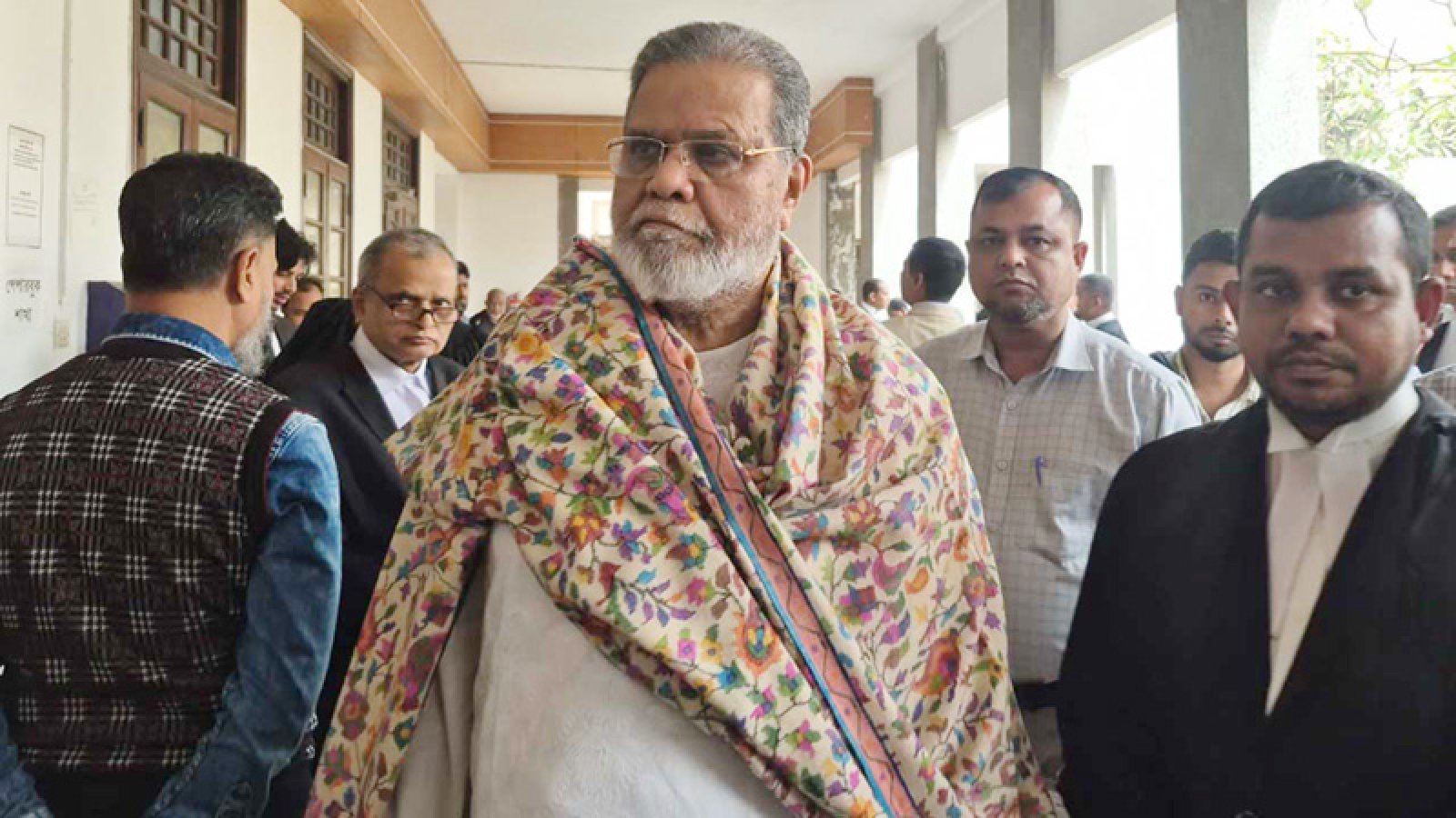 রিট খারিজ, নির্বাচন করতে পারবেন না মঞ্জুরুল আহসান মুন্সী