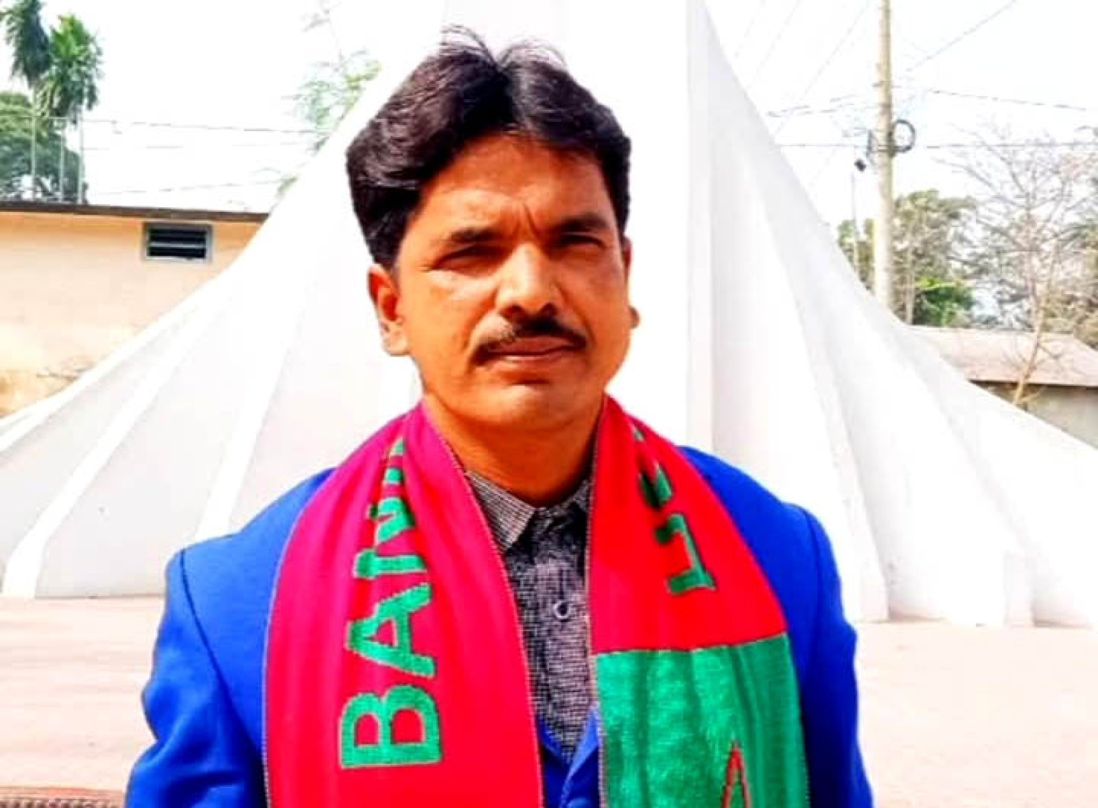 বড়াইগ্রামে আদিবাসী নেতার জনপ্রিয়তা তুঙ্গে॥ ভাইস চেয়ারম্যান পদে এগিয়ে যাদু কুমার দাস