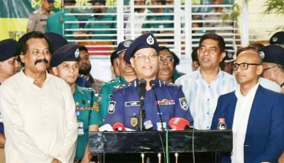 সারাদেশে শান্তিপূর্ণভাবে দুর্গাপূজা উদযাপিত হচ্ছে