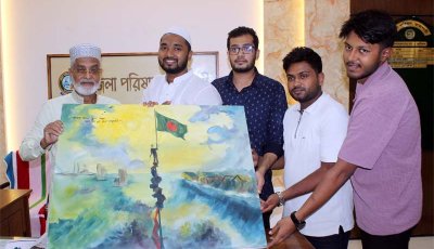 জুলাই গণঅভ্যুত্থানের স্মারক ক্যানভাস উপহার