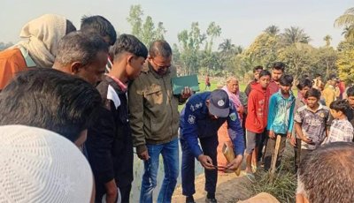 গাবতলীতে  ট্রাক মালিককে কুপিয়ে হত্যা