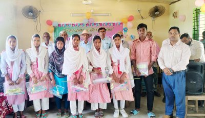 বাবুডাইং আলোর পাঠশালার এসএসসি পরীক্ষার্থীদের বিদায় সংবর্ধনা