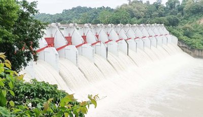 কাপ্তাই হ্রদের পানি দ্রুত বাড়ছে,   ১৬টি জলকপাটের খোলা  হয়েছে