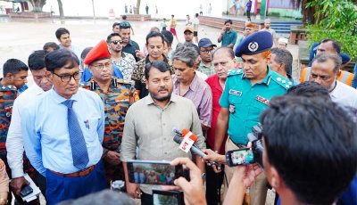প্রতিমা বিসর্জন ঘাট পরিদর্শনে রাসিক প্রশাসক,  বিভাগীয় কমিশনার ও আরএমপি পুলিশ কমিশনার