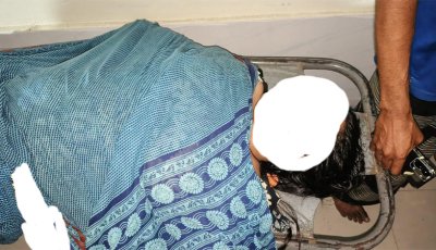নিয়ামতপুরে গৃহবধূর মরদেহ উদ্ধার