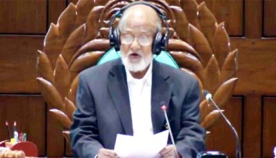 সংসদের প্রথম অধিবেশনের সভাপতি খন্দকার মোশাররফ
