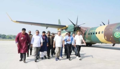 পূজামণ্ডপ পরিদর্শনে সৈয়দপুর পৌঁছেছেন প্রধানমন্ত্রী