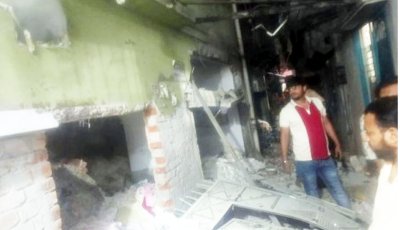 গ্যাস লিকেজ থেকে বিস্ফোরণ, আহত ৩