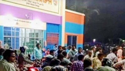 পাম্পে দীর্ঘ লাইন, তেল নিতে গিয়ে স্ট্রোক করে যুবকের মৃত্যু