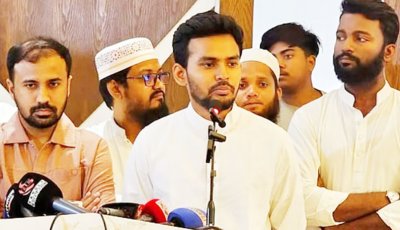 দেশের ক্রাইসিসে বিএনপি বাজে পারফর্ম করে: আসিফ মাহমুদ