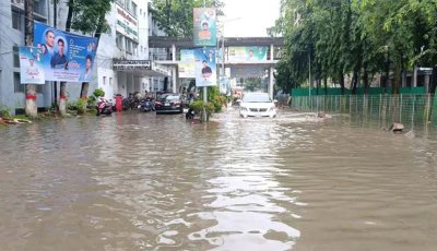 ৯ ঘণ্টায় ১৭৪ মিলিমিটার বৃষ্টি, জলাবদ্ধতায় কারণে দুর্ভোগে নগরবাসী