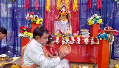 নিয়ামতপুরে সরস্বতী পূজা উদযাপিত