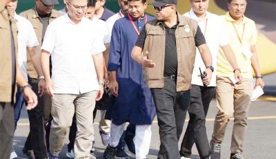 রাজশাহীতে পৌঁছেছেন প্রধানমন্ত্রী