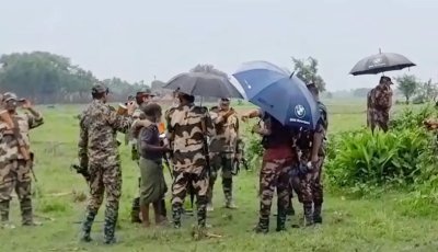 অতিরিক্ত সার ব্যবহারের ফলে অম্লতা বেড়ে মাটির উর্বরতা কমে গেছে
