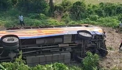 ভাঙ্গায় যাত্রীবাহী বাস খাদে, নিহত ২
