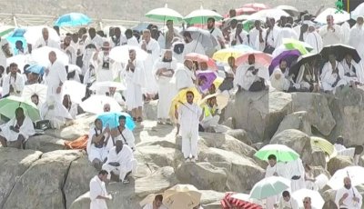 আরাফার ময়দানে লাখো হাজি, পবিত্র হজ আজ