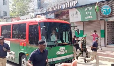 পূজামণ্ডপ পরিদর্শনে রংপুরে পৌঁছেছেন প্রধানমন্ত্রী