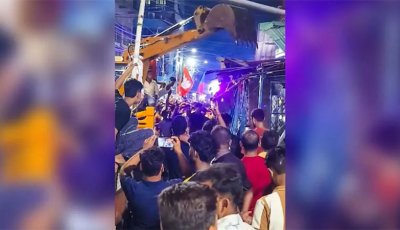 কলকাতার নিউমার্কেটে মাংসের দোকানে হামলা বিজেপির